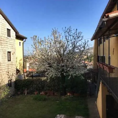 A Borgo Castello , Tra Il Golfo Ed Il Carso Di Trieste * Duino